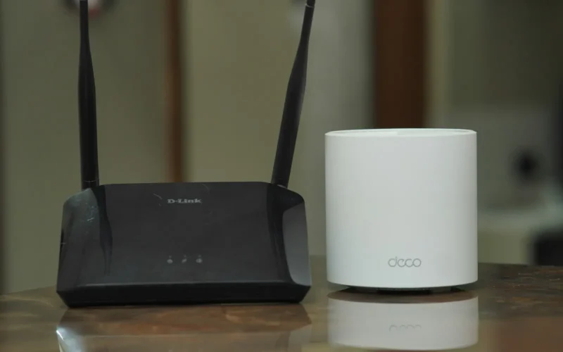 Wi-Fi dead zones: Wi-Fi Dead Zones? Why Extenders Disappoint and What Actually Works