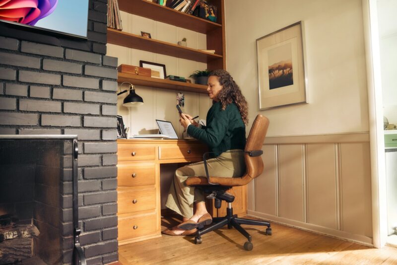 A cozy home office where Mount Vernon Computer Repair provides in-home tech help