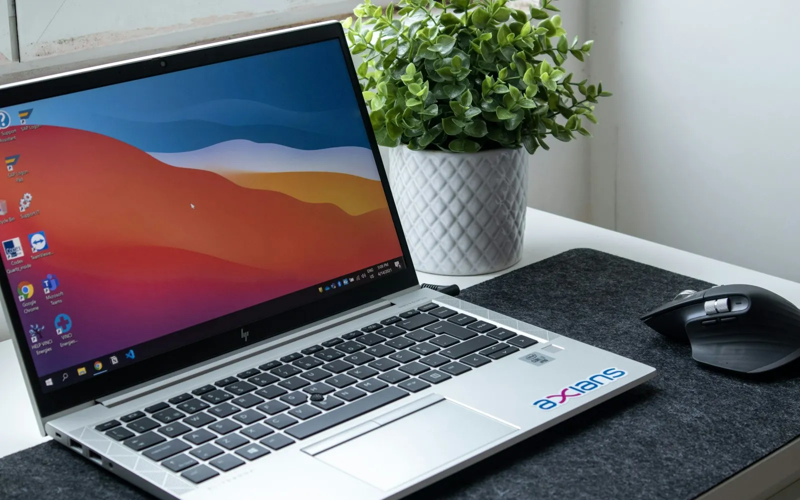 Laptop ready for a new owner